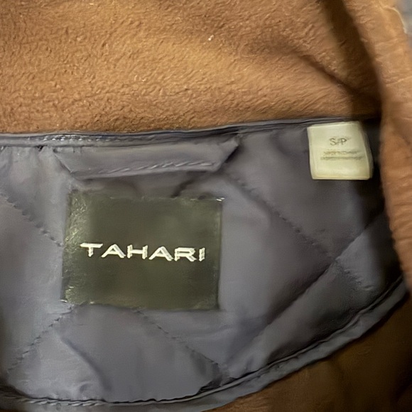 Navy Blue Tahari Men's Quilted Vest - Picture 2 of 5